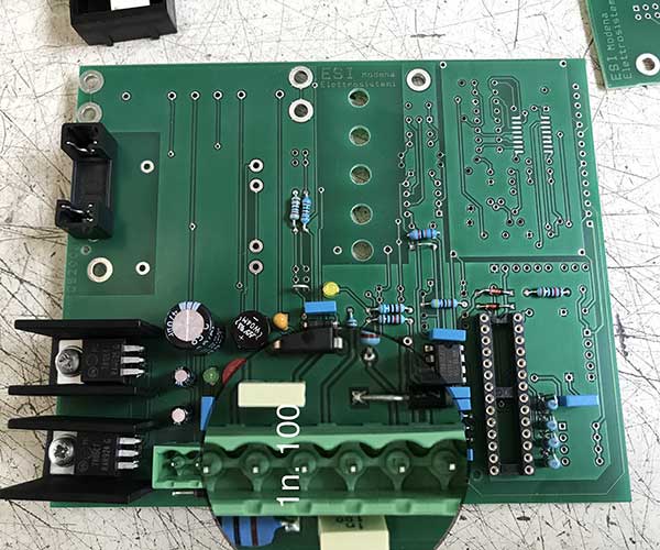 schede-elettroniche-2